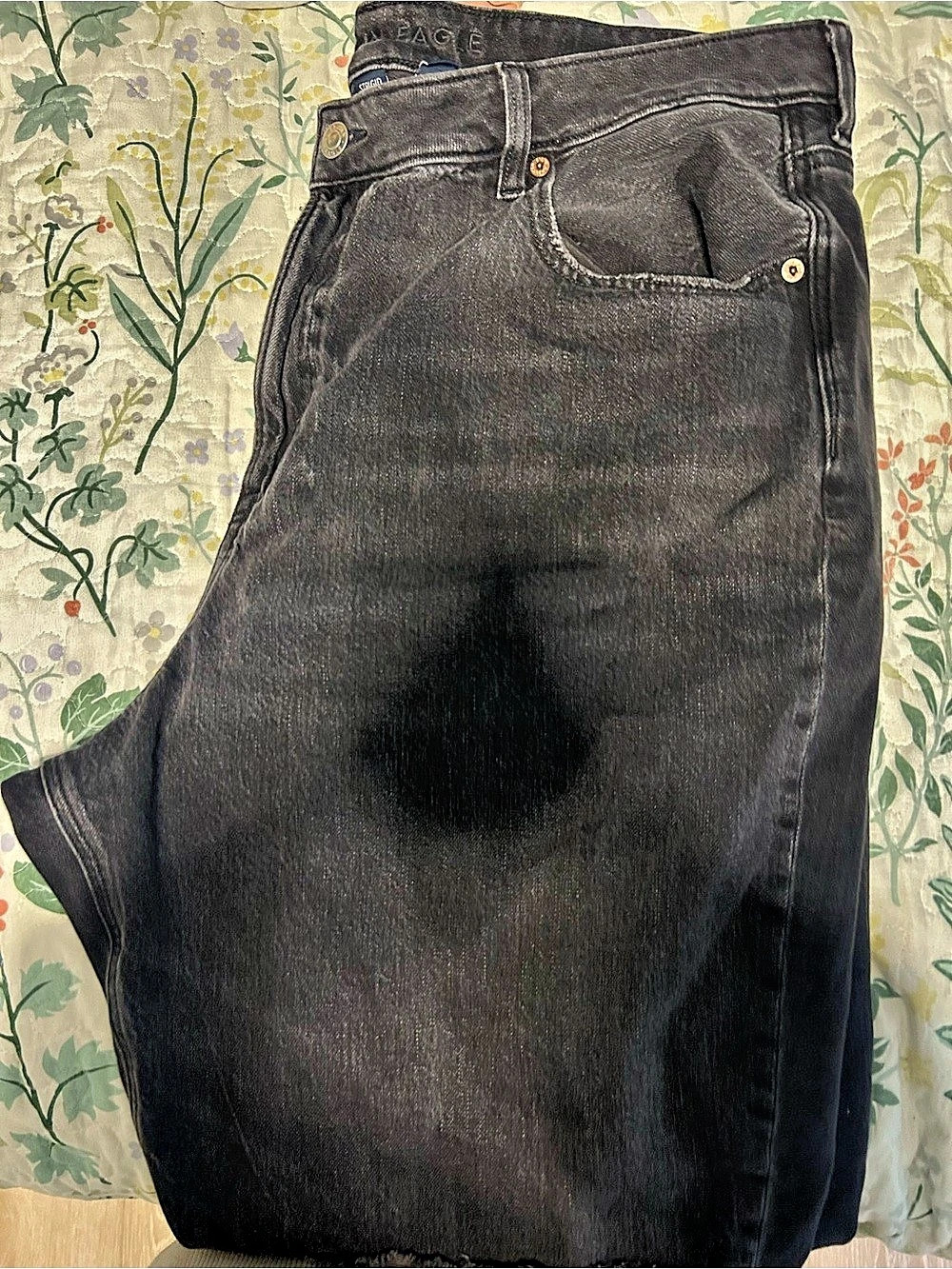 American Eagle Women's Black Distressed Skinny Jeans Waist 20 - Picture 2 of 4